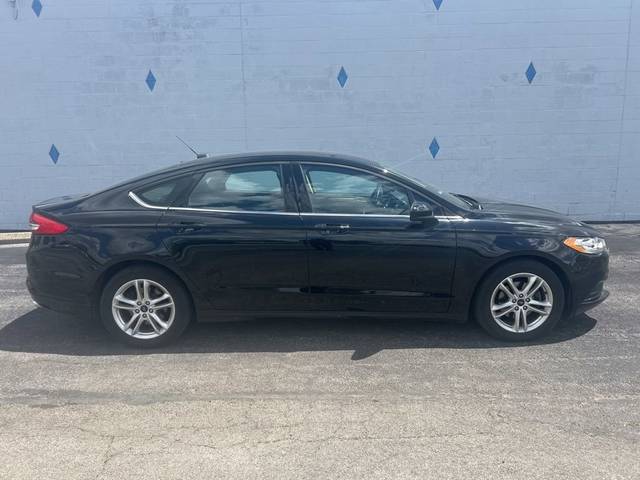 2018 Ford Fusion SE FWD photo