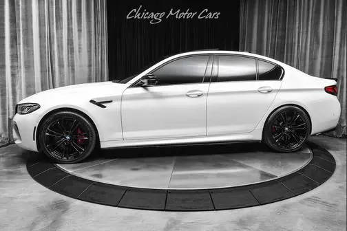 2021 BMW M5  AWD photo