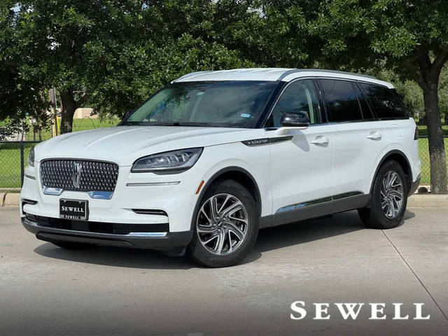 2021 Lincoln Aviator Standard RWD photo