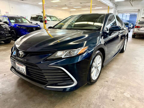 2021 Toyota Camry LE FWD photo