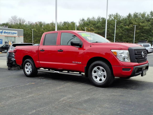 2021 Nissan Titan S 4WD photo