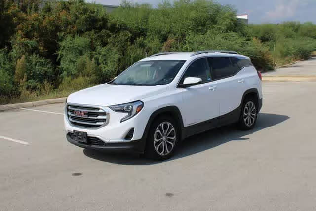 2020 GMC Terrain SLT FWD photo