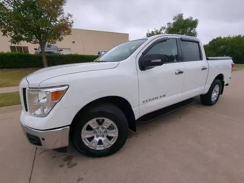 2019 Nissan Titan SV 4WD photo