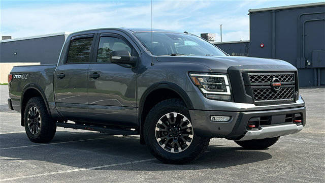 2021 Nissan Titan PRO-4X 4WD photo