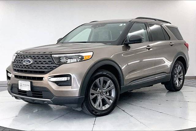 2021 Ford Explorer XLT 4WD photo