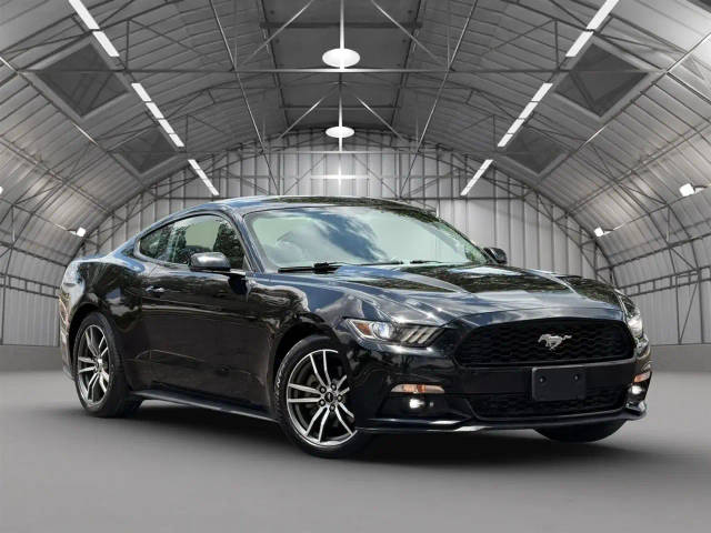 2015 Ford Mustang EcoBoost Premium RWD photo
