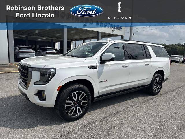 2021 GMC Yukon XL AT4 4WD photo
