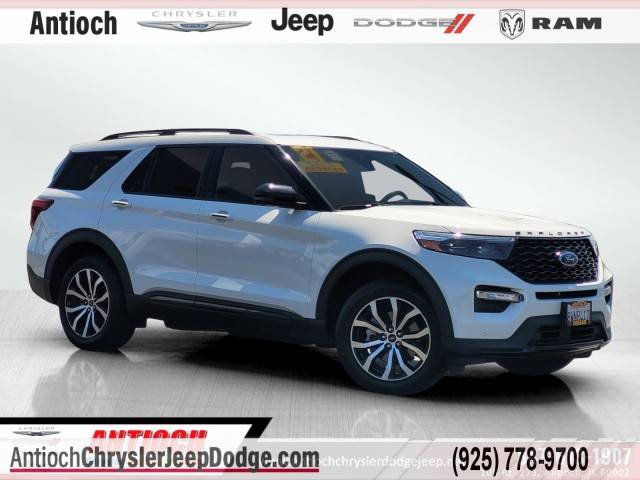 2021 Ford Explorer ST 4WD photo