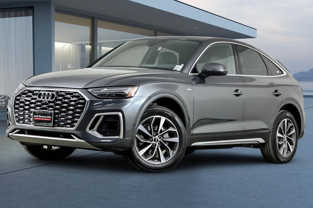 2021 Audi Q5 Sportback Premium AWD photo