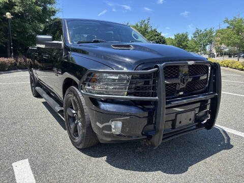 2019 Ram 1500 SLT 4WD photo