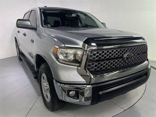 2018 Toyota Tundra SR5 4WD photo