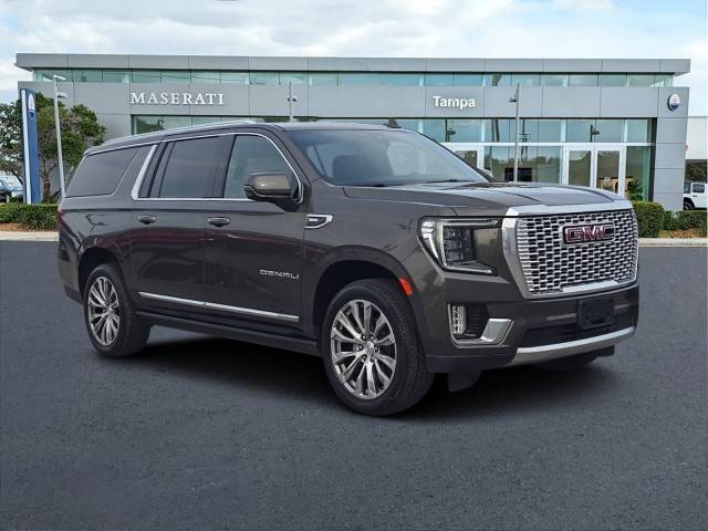 2021 GMC Yukon XL Denali 4WD photo