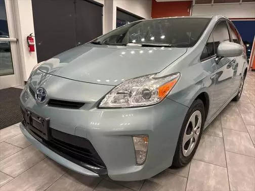 2015 Toyota Prius Three FWD photo