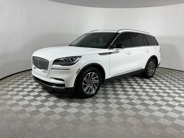 2021 Lincoln Aviator Standard RWD photo