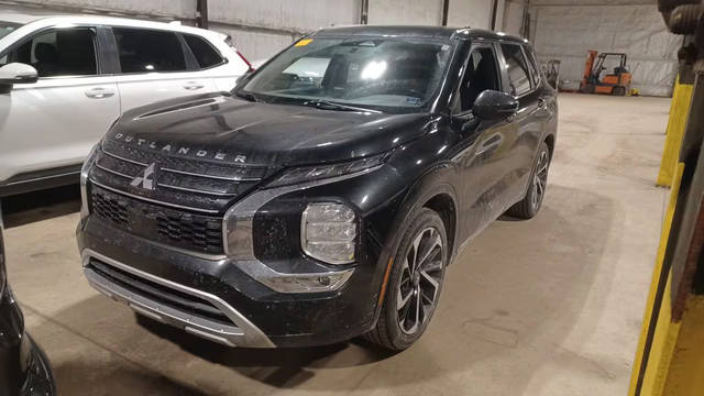 2022 Mitsubishi Outlander SE Launch Edition 4WD photo