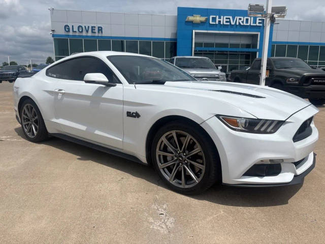 2015 Ford Mustang GT Premium RWD photo