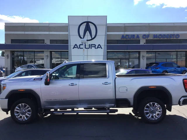 2021 GMC Sierra 3500HD Denali 4WD photo