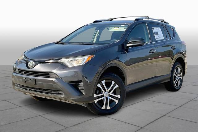 2017 Toyota RAV4 LE FWD photo