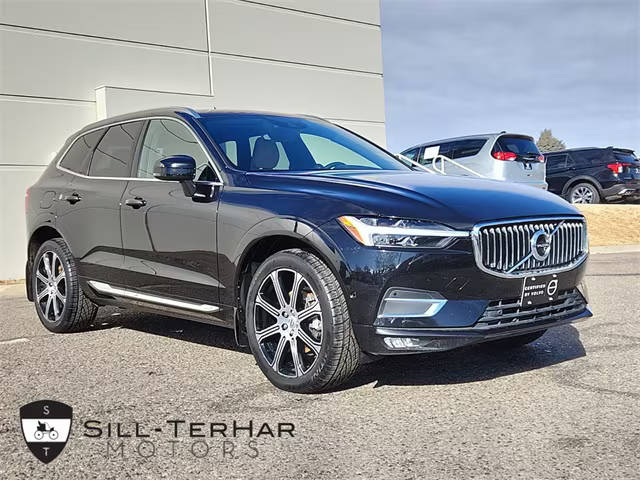 2021 Volvo XC60 Inscription AWD photo