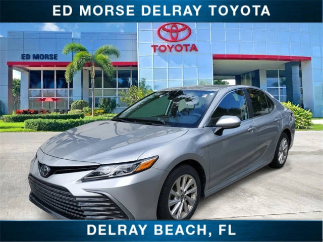 2021 Toyota Camry LE FWD photo