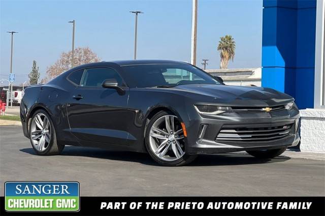 2018 Chevrolet Camaro 1LT RWD photo