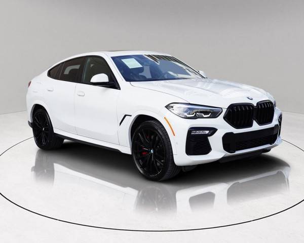 2021 BMW X6 M50i AWD photo