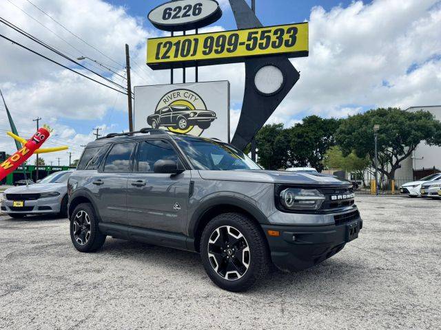 2021 Ford Bronco Sport Outer Banks 4WD photo