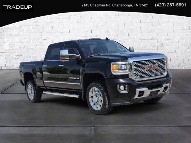 2016 GMC Sierra 2500HD Denali 4WD photo