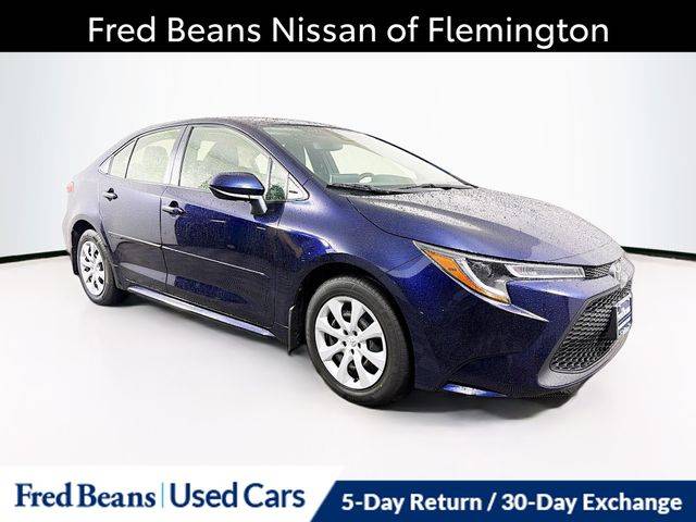 2021 Toyota Corolla LE FWD photo