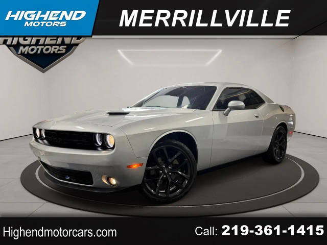 2021 Dodge Challenger SXT RWD photo