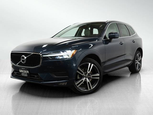 2021 Volvo XC60 Momentum AWD photo