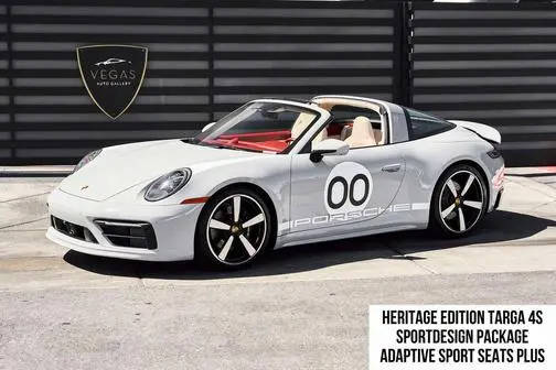 2021 Porsche 911 4S AWD photo