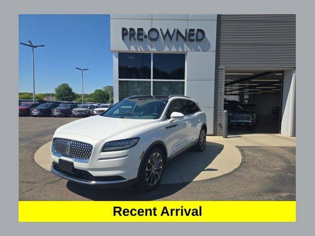 2021 Lincoln Nautilus Reserve FWD photo