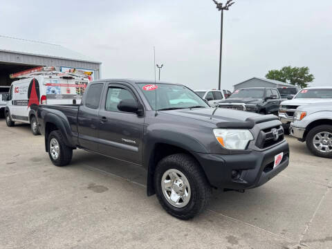 2015 Toyota Tacoma  4WD photo