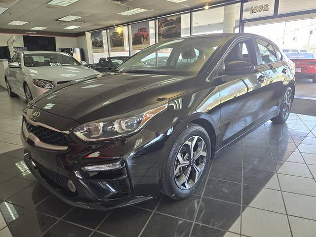 2021 Kia Forte LXS FWD photo
