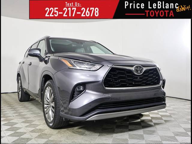 2021 Toyota Highlander Platinum FWD photo