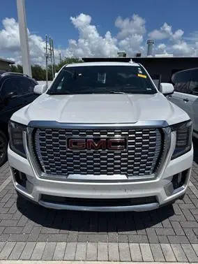 2021 GMC Yukon XL Denali 4WD photo