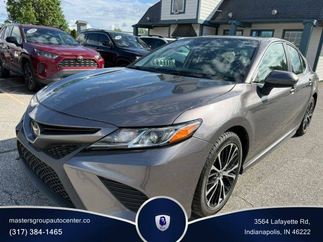 2019 Toyota Camry SE FWD photo