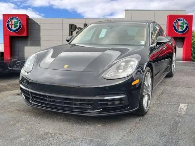 2018 Porsche Panamera 4S AWD photo