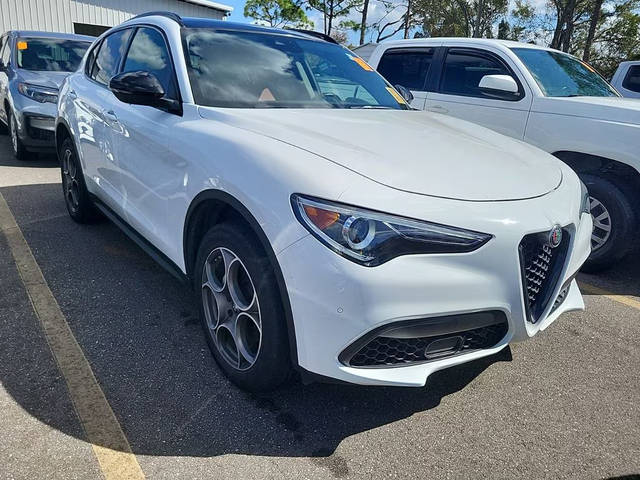 2021 Alfa Romeo Stelvio  RWD photo