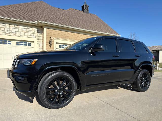 2021 Jeep Grand Cherokee Laredo X 4WD photo