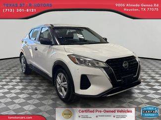 2021 Nissan Kicks S FWD photo