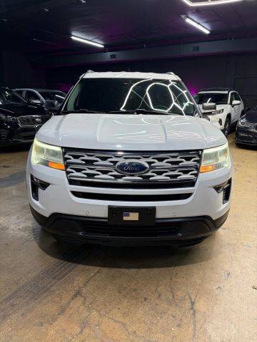 2019 Ford Explorer XLT FWD photo