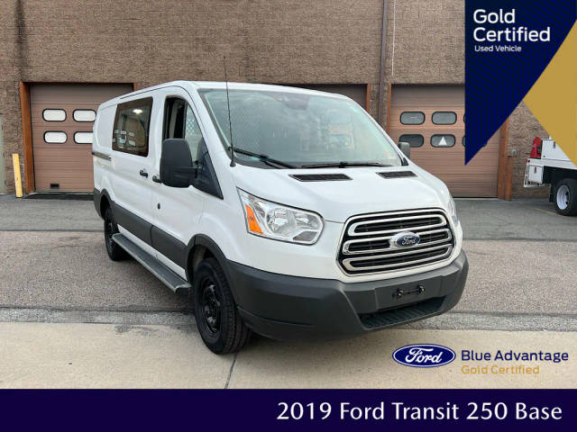 2019 Ford Transit Van  RWD photo