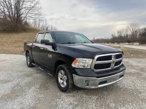2016 Ram 1500 SLT 4WD photo