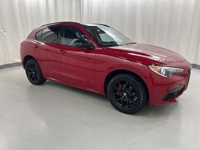 2021 Alfa Romeo Stelvio Ti AWD photo