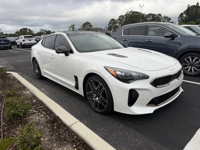 2022 Kia Stinger GT2 RWD photo