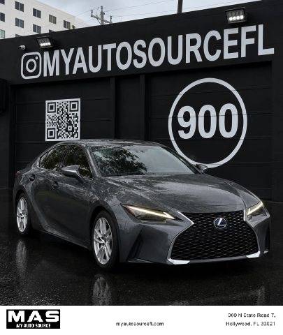 2021 Lexus IS IS 300 RWD photo