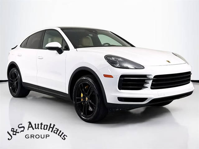 2021 Porsche Cayenne Coupe  AWD photo