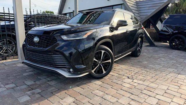 2021 Toyota Highlander XSE FWD photo